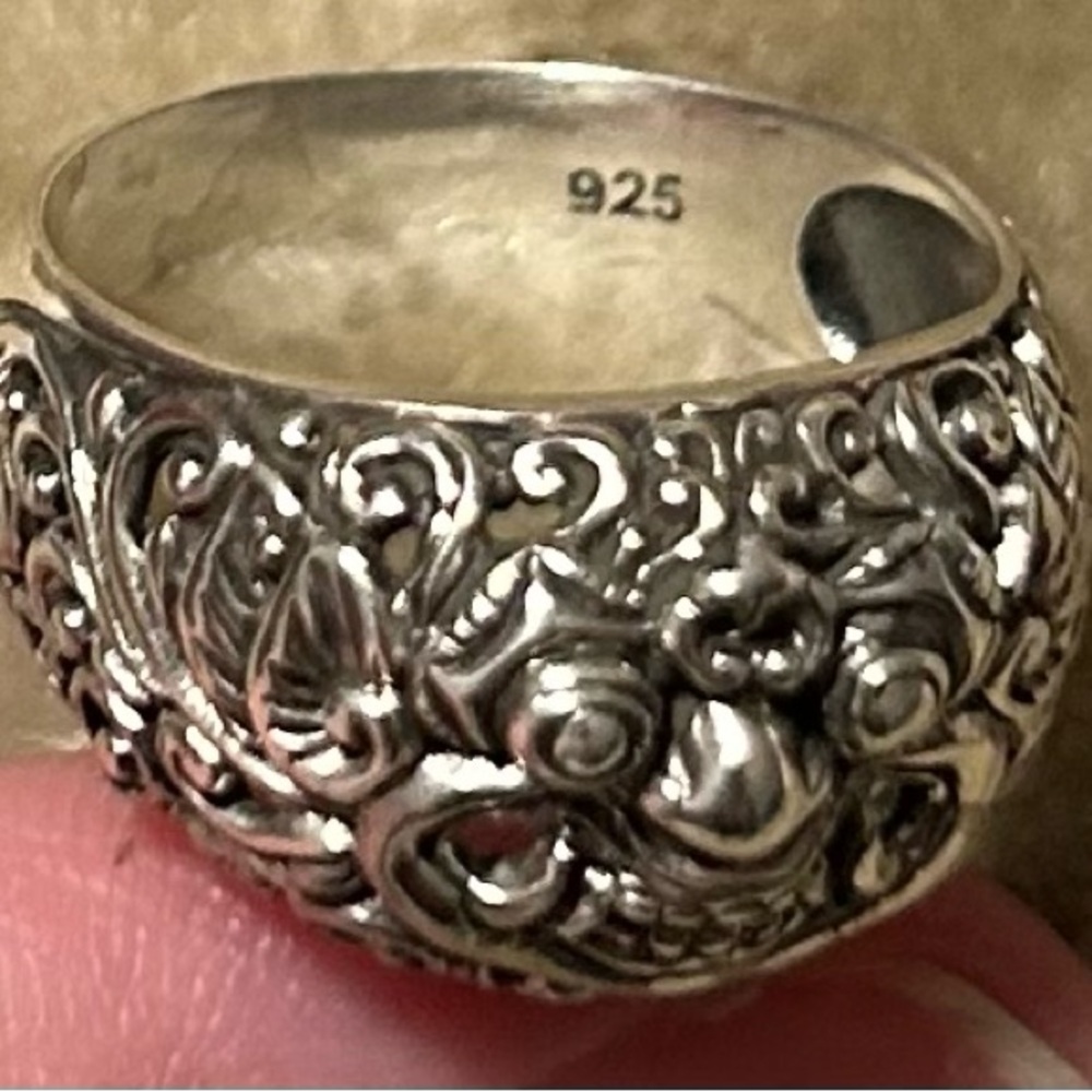 Bali Legacy Sterling Silver Barong Ring 4.20 Grams size 7